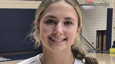 Marquette volleyball hits past Lowpoint-Washburn in straight sets