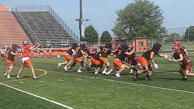 Old rivals reunite as Minooka hosts Morris in joint practice