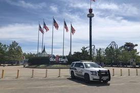 2 teens out of hospital, no arrests yet as Gurnee police investigate Great America shooting 