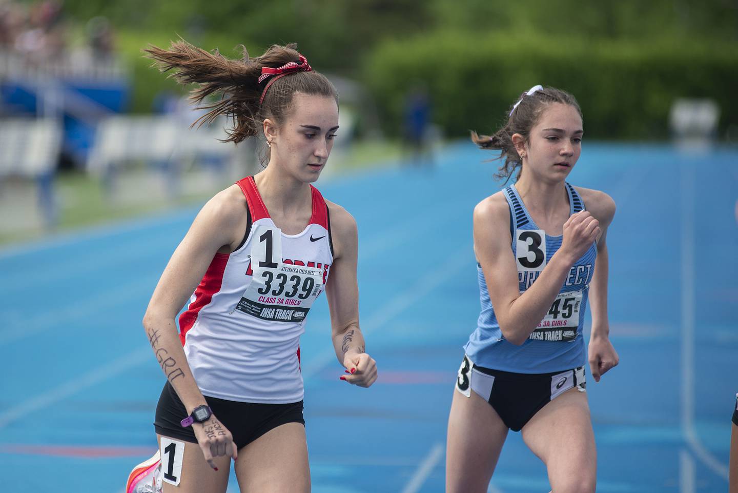 Hinsdale Central's Catie McCabe competes in the 3A 800 finals during the IHSA girls state championships, Saturday, May 21, 2022 in Charleston.