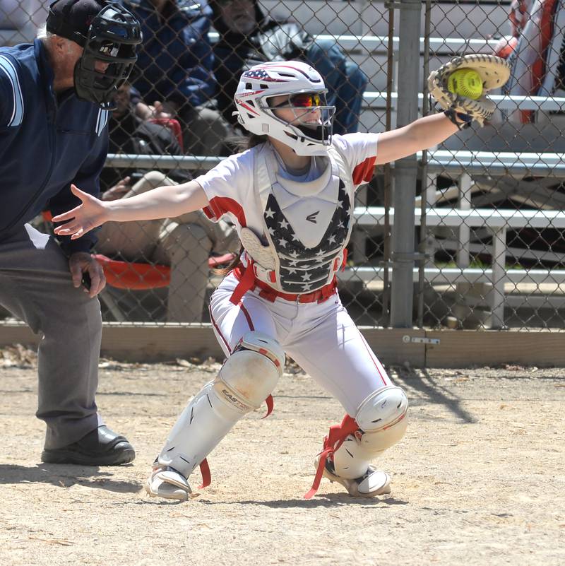 Oregon catcher Abbie Ludwig squeezes a pitch against Morrison' on Saturday, May 17, 2025 at Oregon Park West.