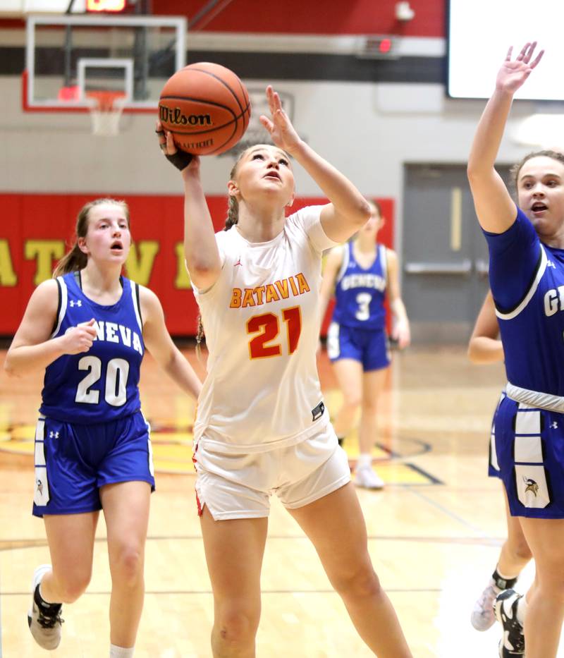 Batavia’s Kylee Gehrt shoots the ball during the Class 4A Batavia Sectional final on Thursday, Feb. 22, 2024.