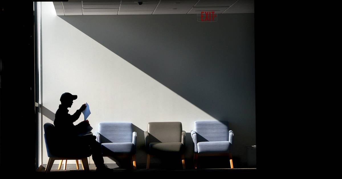 IVCC board honors tennis team, approves $75,000 nursing grant