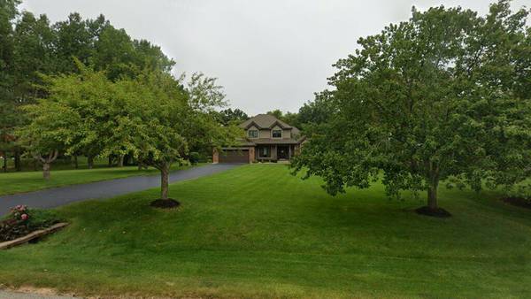 Sale closed in Huntley: $560,000 for a single-family home