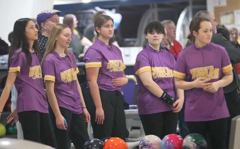 Members of the Mendota girls bowling team (from left) Eliana Eames, Lexie Saylor, Leah Stamberger, Sami Nelson, and Meghan Wiley compete during the IHSA girls bowling Regional meet on Friday, Feb. 6, 2026 at the Illinois Valley Super Bowl in Peru.