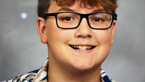 Mendota’s Paxton Bauer rolls 733 series in win: Tuesday’s NewsTribune roundup