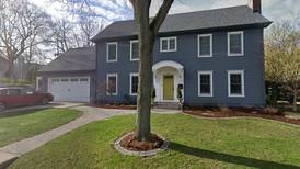 Hinsdale: Single-family home sells for $1.23 million