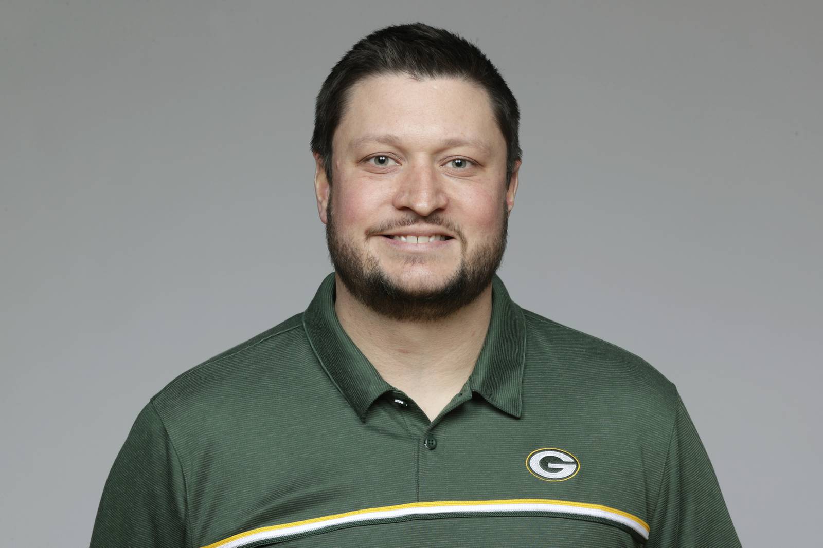 Bears hire Tim Zetts as assistant tight ends coach, Omar Young as