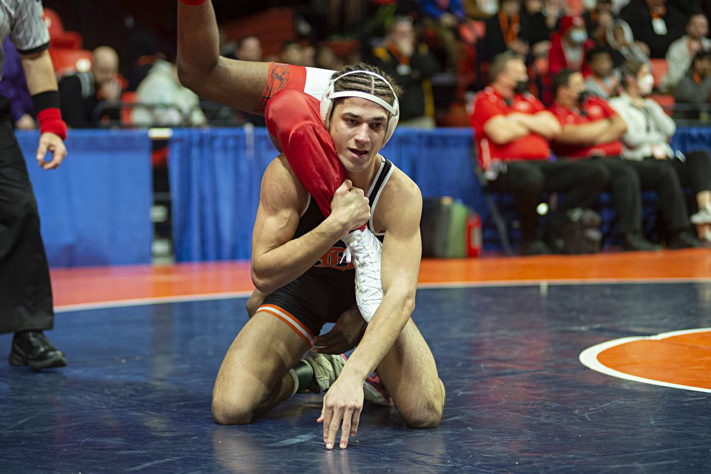 Tommy Curran of DeKalb upends Homewood Flossmore's Jaydon Robinson in the 3A 145lb semis.