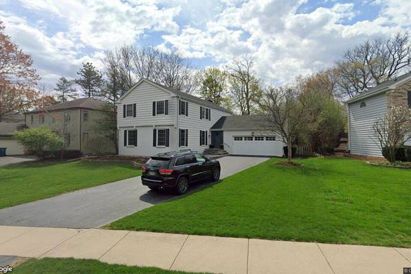 Sale closed in Hinsdale: $1.25 million for a single-family home