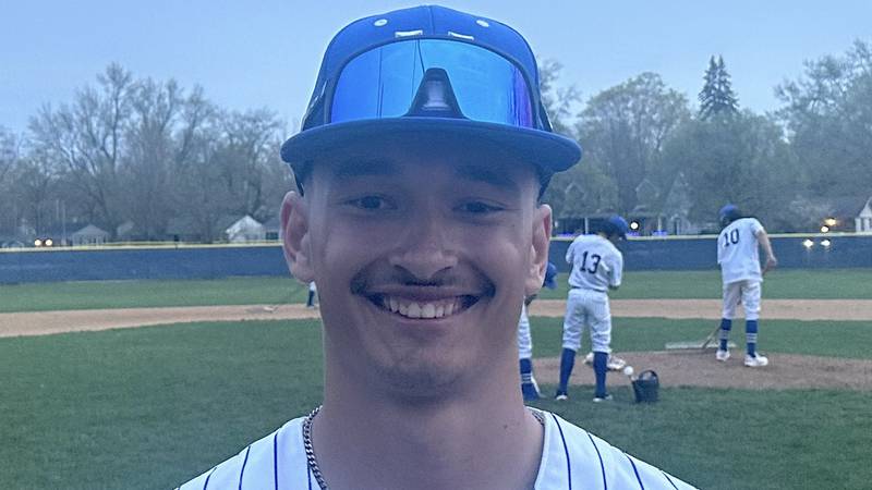 Nick Lozano’s grand slam turns tide, helps Geneva take high-scoring victory over St. Charles North