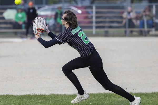 Photos: Dixon varsity softball falls to Rock Falls