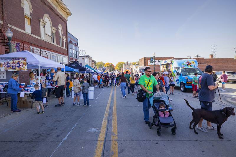 Dixon’s Scarecrow Fest saw hundreds attend the downtown festival Saturday, Oct. 22, 2022 spurred by near 80 degree weather.