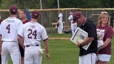 Prairie Ridge celebrates retiring coach Glen Pecoraro with victory