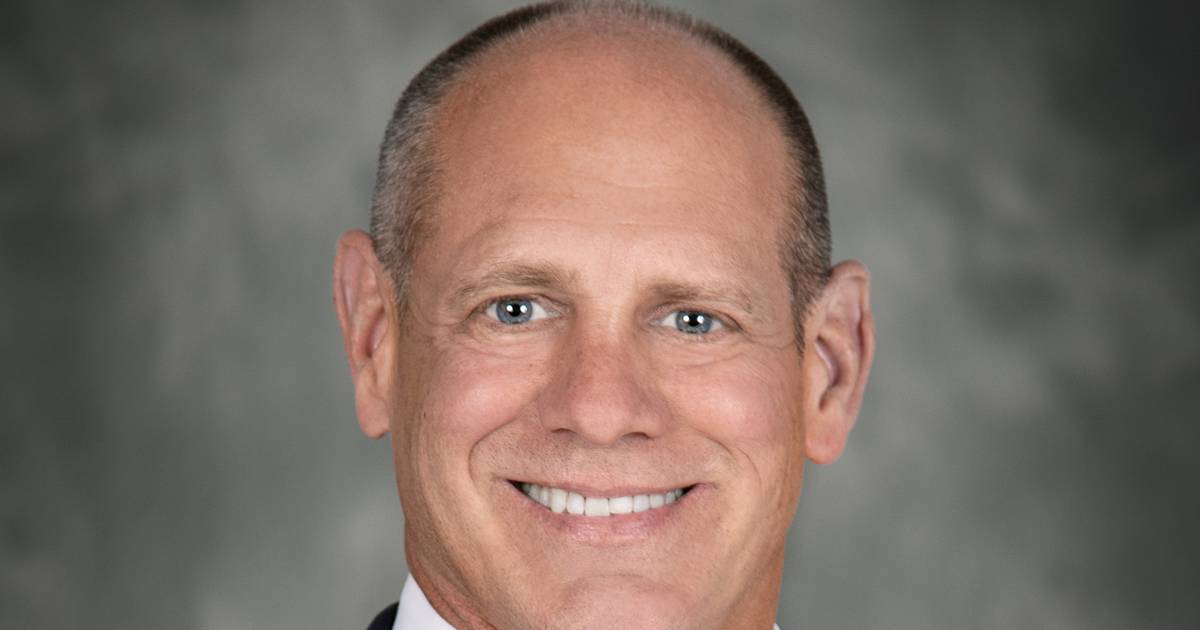 Sterling Federal Bank announces President/CEO Ahlers to retire, Mays will step into role