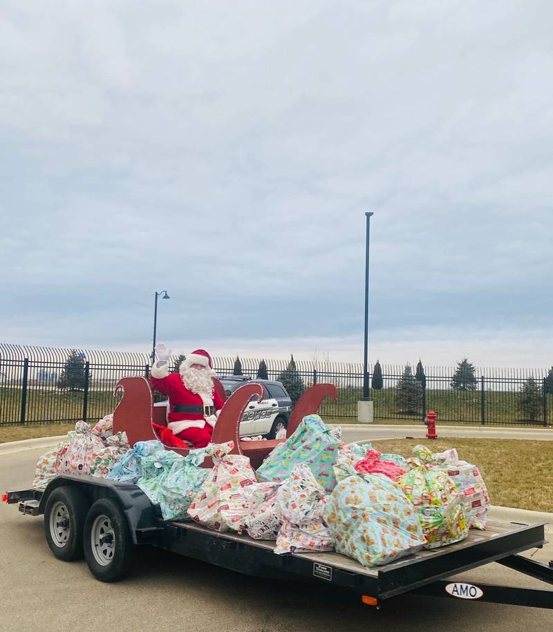 Over 130 children and 44 families received Christmas gifts through Peru's Blue and Red Christmas Program for Kids on Thursday, Dec. 21.