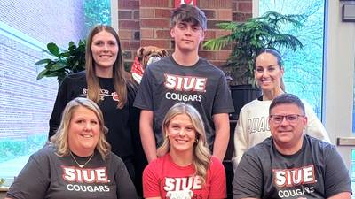 Streator’s Emma Devera dances her way to SIU Edwardsville