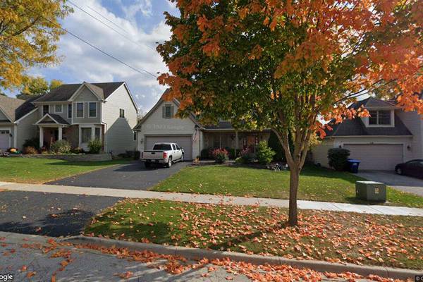 Sale closed in St. Charles: $640,000 for a four-bedroom home