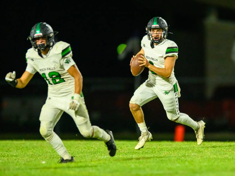 Rock Falls quarterback Easton Canales looks for an open receiver down field in Rock Falls on Friday, Sept. 8, 2023.