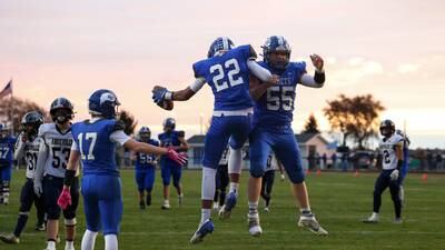 Clifton Central downs Knoxville 24-6 for first playoff win since 2019