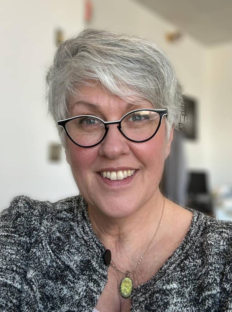 Sandwich Area Chamber of Commerce Executive Director Beth Lynch