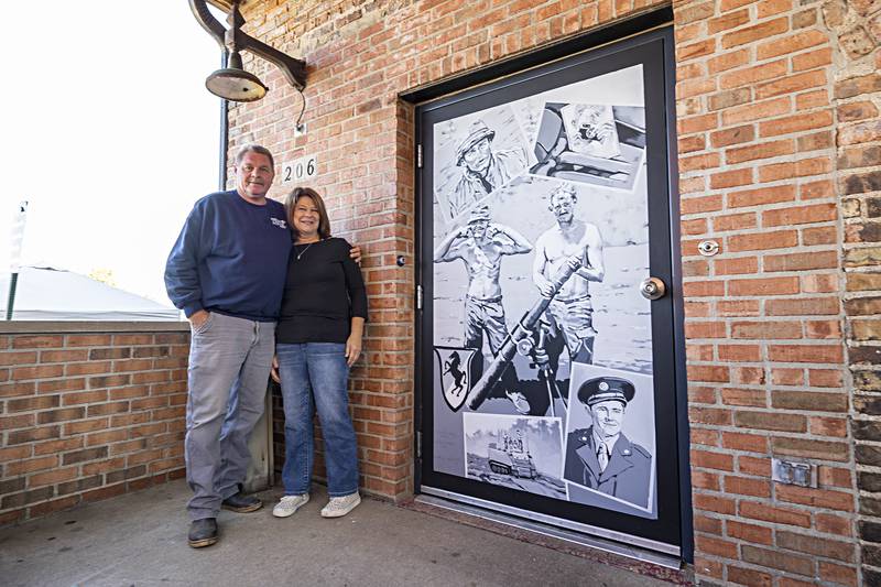 Scott and Linda Burkitt wanted to honor veterans so they commissioned a mural on Tipsy’s back door.