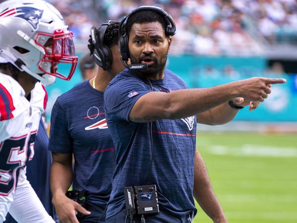 11 candidates for Bears defensive coordinator
