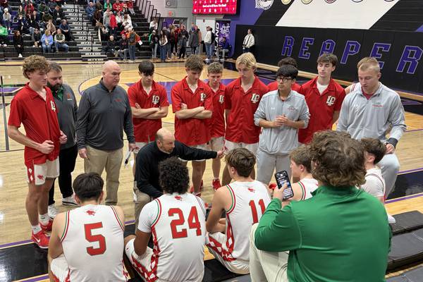 La Salle-Peru shoots 63.6%, soars past Bremen 70-36 in Plano opener