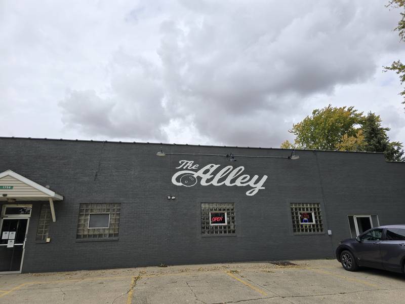 The Alley is under new ownership. Cas Siler and Amber Wheeler have purchased the Ottawa bowling alley at 1758 Ottawa Ave.