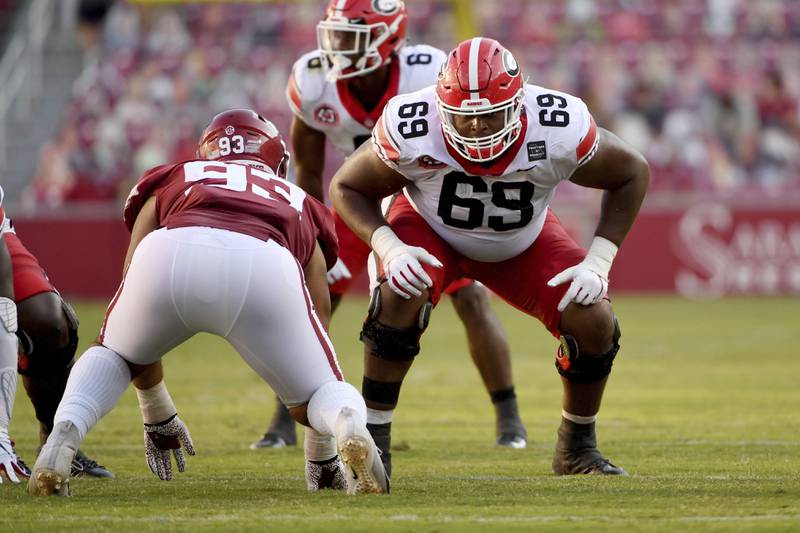 Georgia lineman Jamaree Salyer lines up against Arkansas on Sept. 26, 2020 in Fayetteville, Ark.