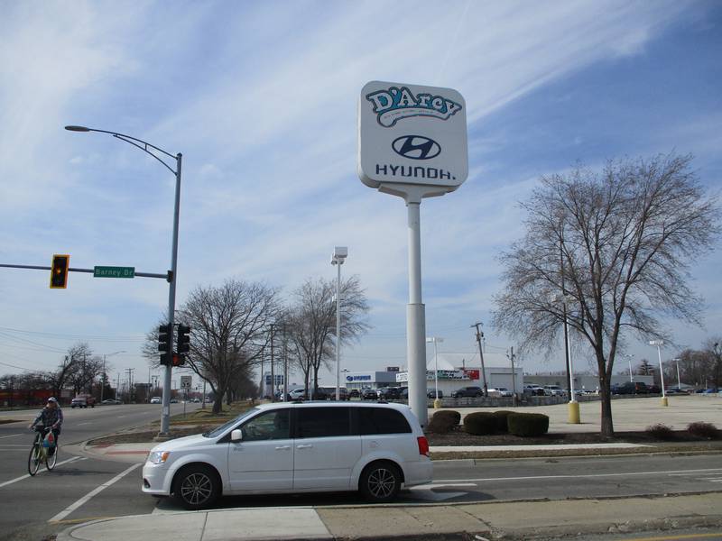 The Joliet City Council on Tuesday, March 15, 2022 approved a special use permit for a Take 5 Oil Change at this corner, Jefferson Street and Barney Drive, formerly used by D'Arcy Hyundai.