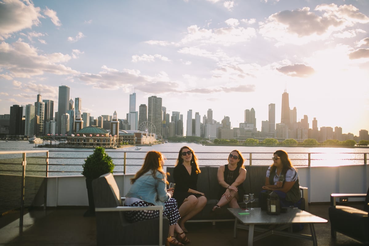 Take a day trip to the city for a Chicago City Cruise this summer