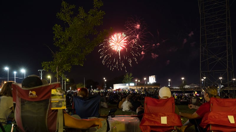 Sauk Valley communities’ fireworks displays: here’s where and when to see them