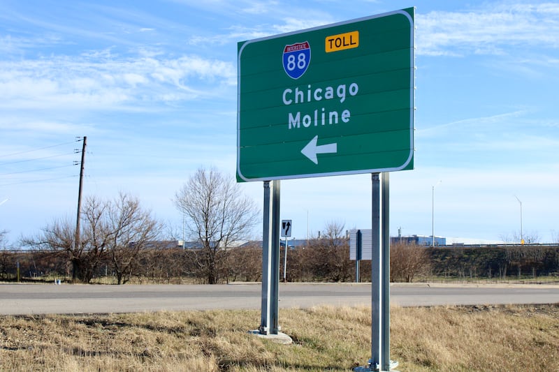 A roadsign south of Dixon that points to the Interstate 88 - Reagan Memorial Tollway on ramp on Friday, Dec. 17, 2021. The Illinois Tollway released its 2022 budget, which designates $5.5 million for improvements along the tollway.