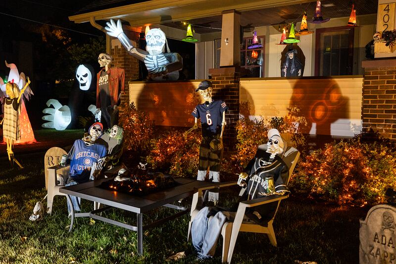 The best of us might be able to relate to these guys before seeing a Chicago sports championship again, but until then, check out this house on South Peoria in Dixon.