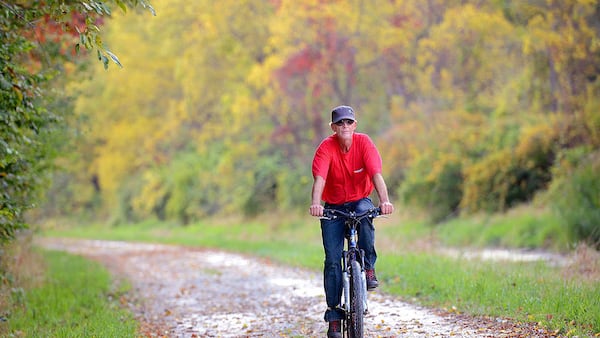 Explore prairies and preserves along The First Hundred Miles