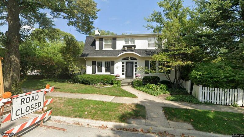 Single-family home in Hinsdale sells for $849,000