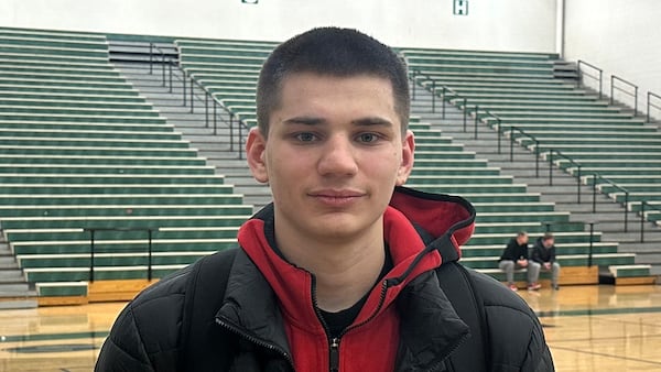 Jacob Marynowski drops 28 points, help Glenbard East fend off Wheaton Warrenville South in sectional semifinal