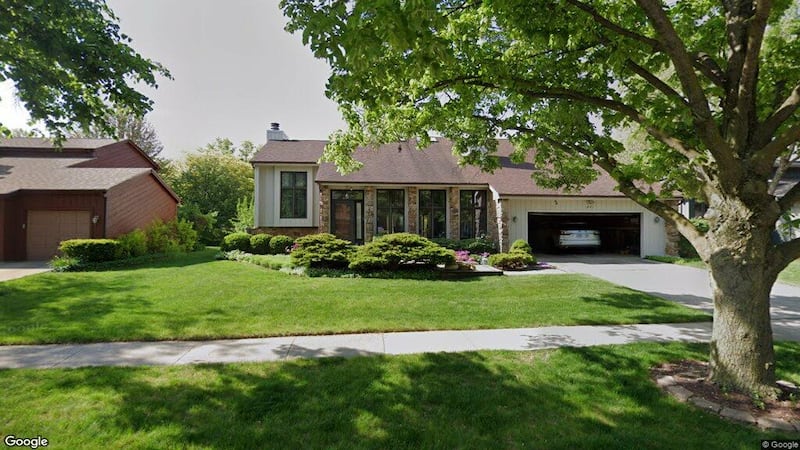 Sale closed in Woodridge: $712,000 for a single-family home