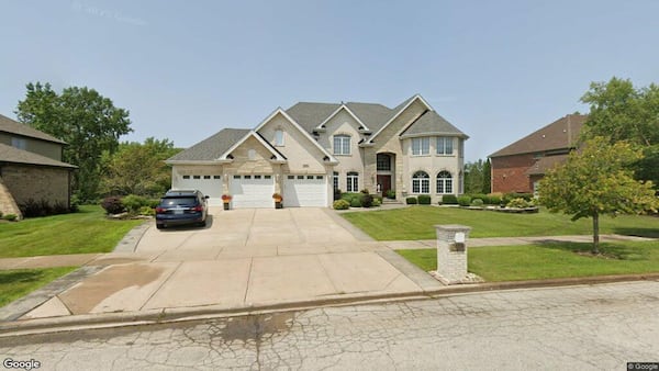 Single-family home in Frankfort goes for $774,900