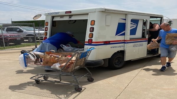 Letter carriers to collect food donations Saturday for Streator pantry
