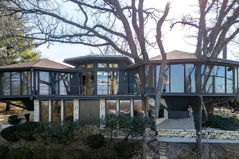 Perched high above the Mississippi River in Fulton, The Point will be featured in Fulton's Tour of Homes on May 15 and 16.