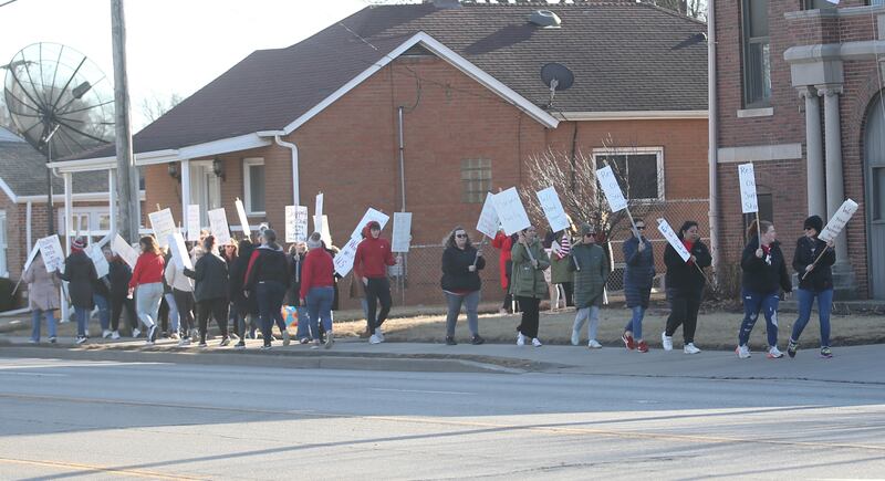 Streator Elementary School District No.44 picket outside of administration building on Thursday, Feb. 27, 2025 in Streator.