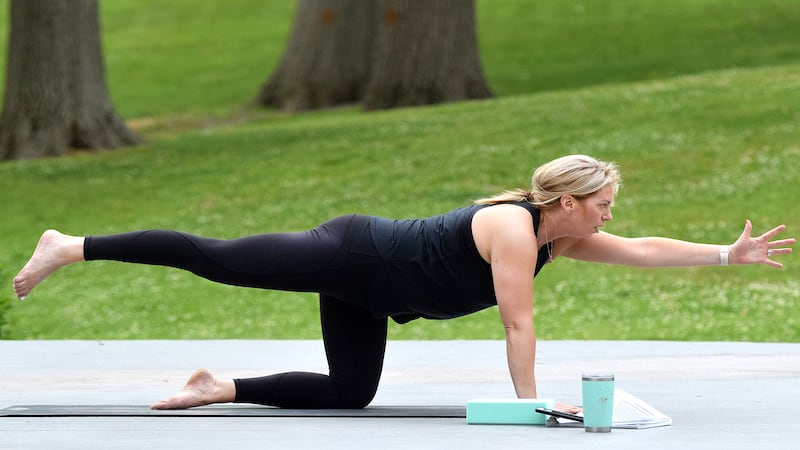 Master Naturalists offer outdoor yoga at Matthiessen State Park