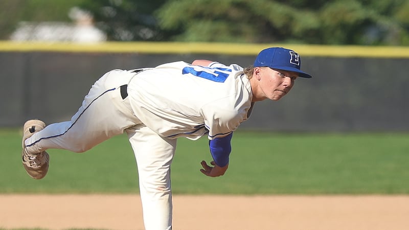 Lincoln-Way East’s resiliency will help as postseason approaches: The Herald-News Baseball Notebook