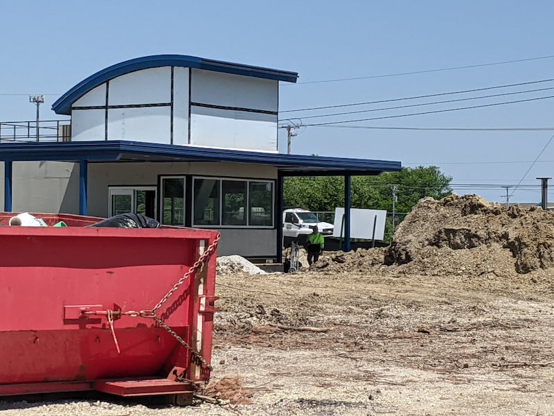 Those looking for a new coffee spot will find one in the coming months as construction of a 7 Brew Coffee shop continues at the southwest corner of Route 59 and 127th Street in Plainfield.
A Chili’s restaurant that had closed in December 2024 was razed to make way for the coffee shop.
