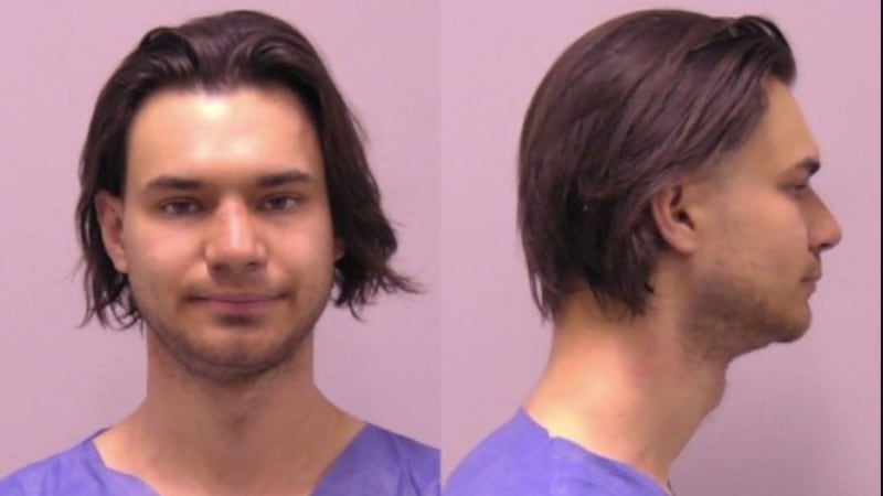 St. Charles man charged with attempted murder after police say he came at them with knife