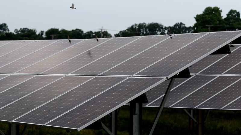 McHenry County Board chairman breaks ties to approve 2 solar farms