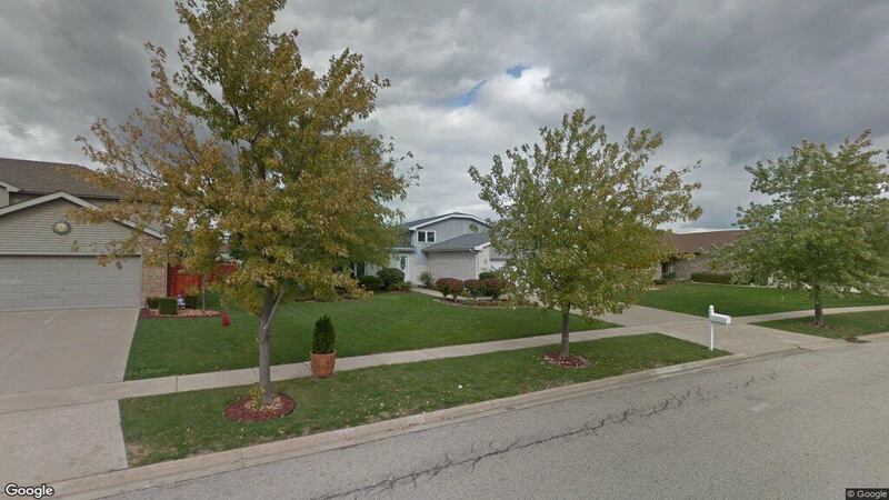 Minooka: Single-family home goes for $355,000