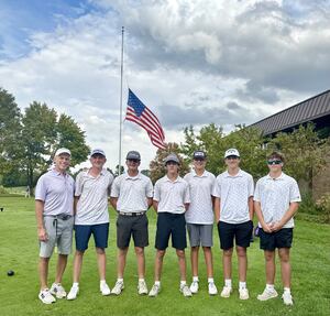 Connor Lewis advances to state, Rochelle takes eighth at IHSA 2A sectional